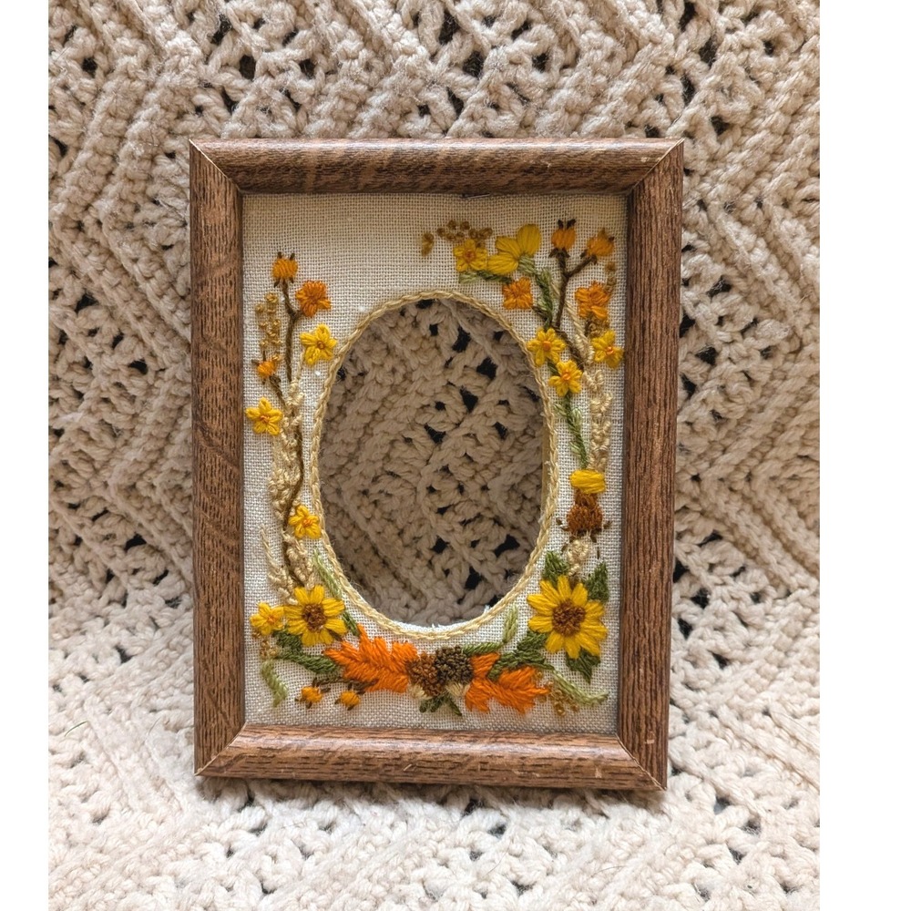 Vintage Handmade Crewel Embroidery Floral Picture Frame Sunflower Cottagecore